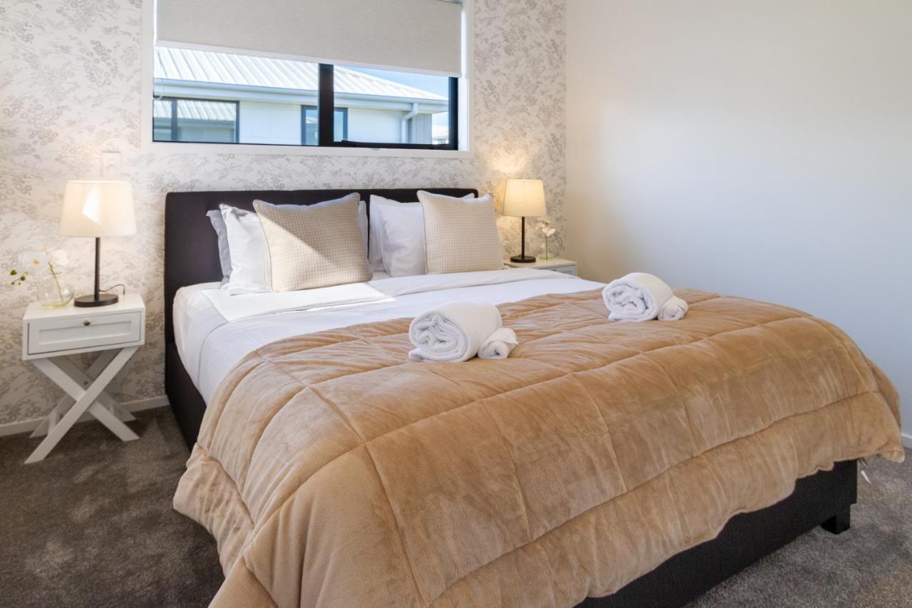 Beachside Bliss: 1 Bed 1 Bath Christchurch Dış mekan fotoğraf
