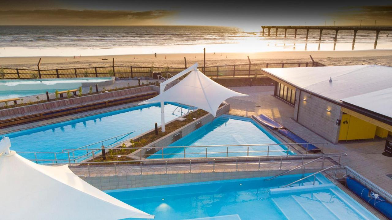 Beachside Bliss: 1 Bed 1 Bath Christchurch Dış mekan fotoğraf