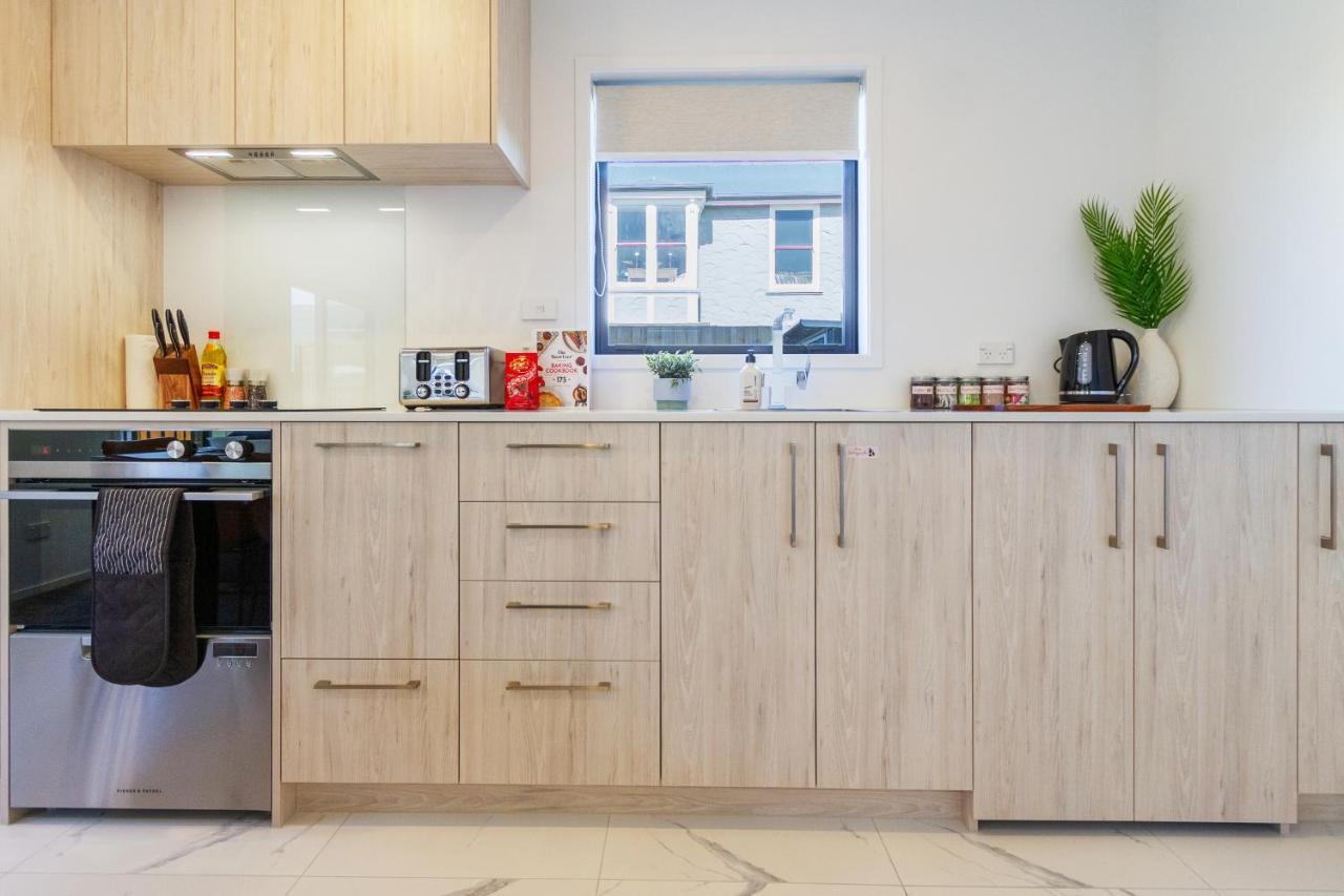 Beachside Bliss: 1 Bed 1 Bath Christchurch Dış mekan fotoğraf